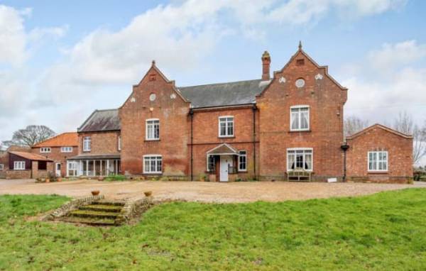 Purchase of a country manor house with land and stables
